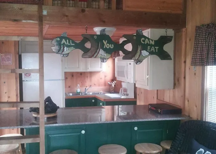 The Cabins And Cottages At Shale Lake Lodge